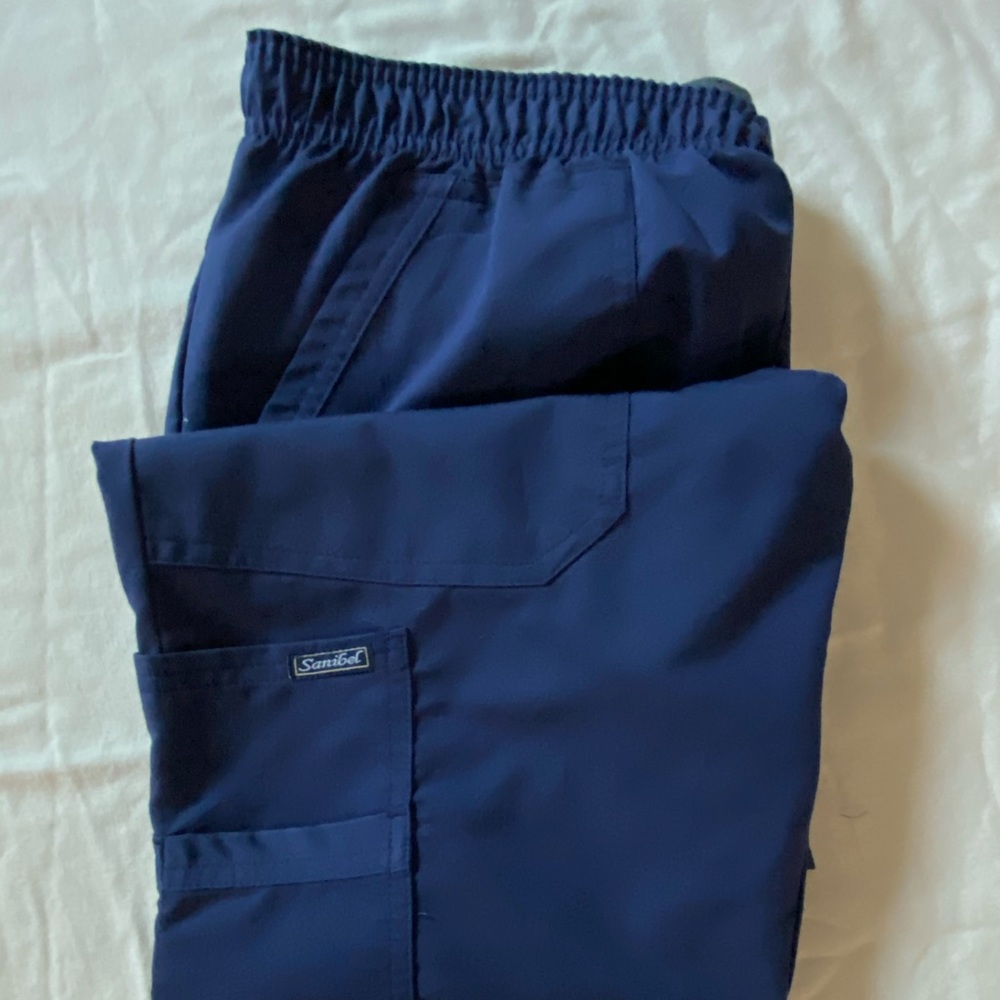 Scrub pants